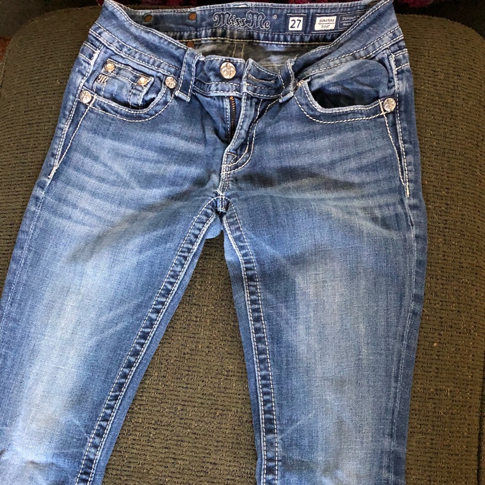 Miss Me Boot Cut Size 27 inseam is 24